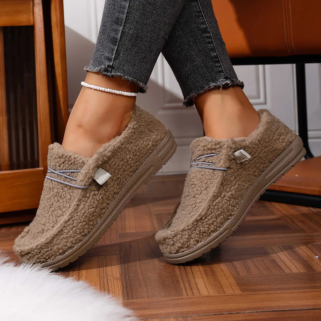Luna – Pantofole Teddy Calde e Confortevoli