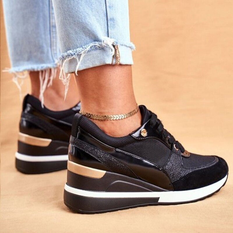 Celia | Sneakers Comode con Dettagli Dorati